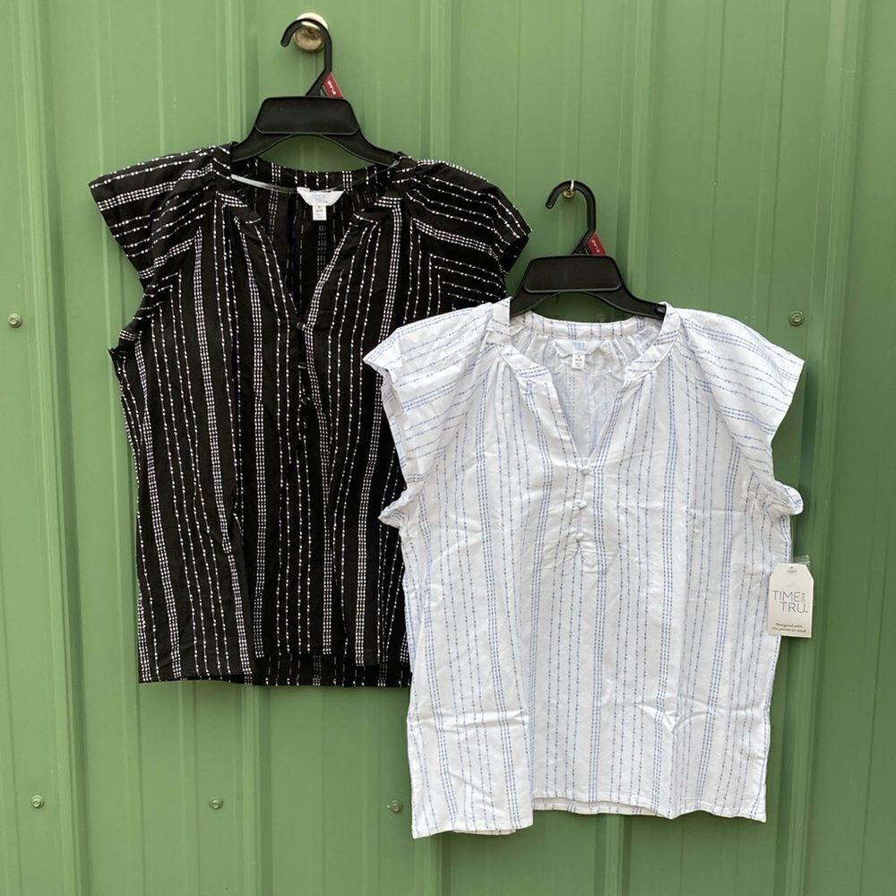 Women's Split Neck Lightweight Top with Flutter Sleeves 2-Pack Size S